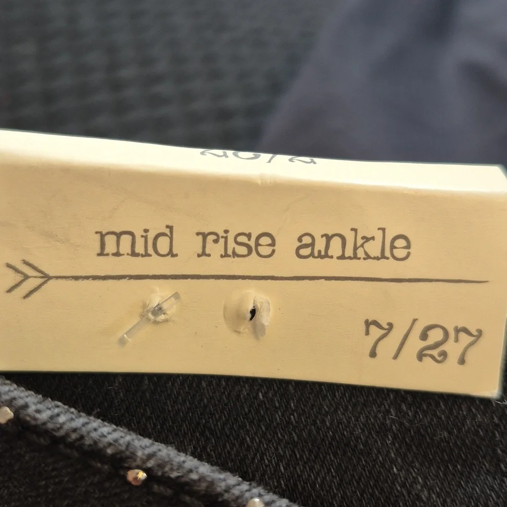 NWT BAN JARA Jr Mid Rise Black Rhinestone Jeans - 7/27" - Picture 3 of 10